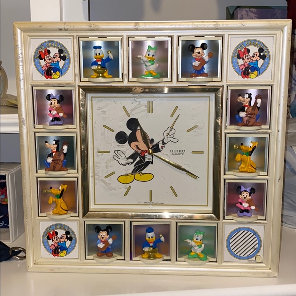 Seiko quarts wall clock Very rare